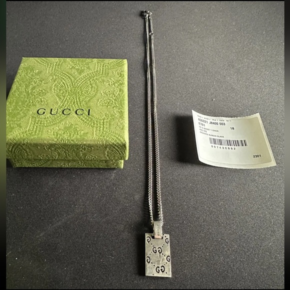 Gucci Metallic Ghost Sterling Silver Ghost Pendant Necklace - Picture 2 of 3